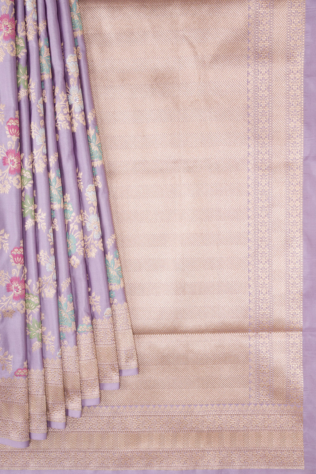 Pleats and pallu of Lavender Dual Tone Banarasi Silk Saree with Zari Brocade on the body and Zari Border. 