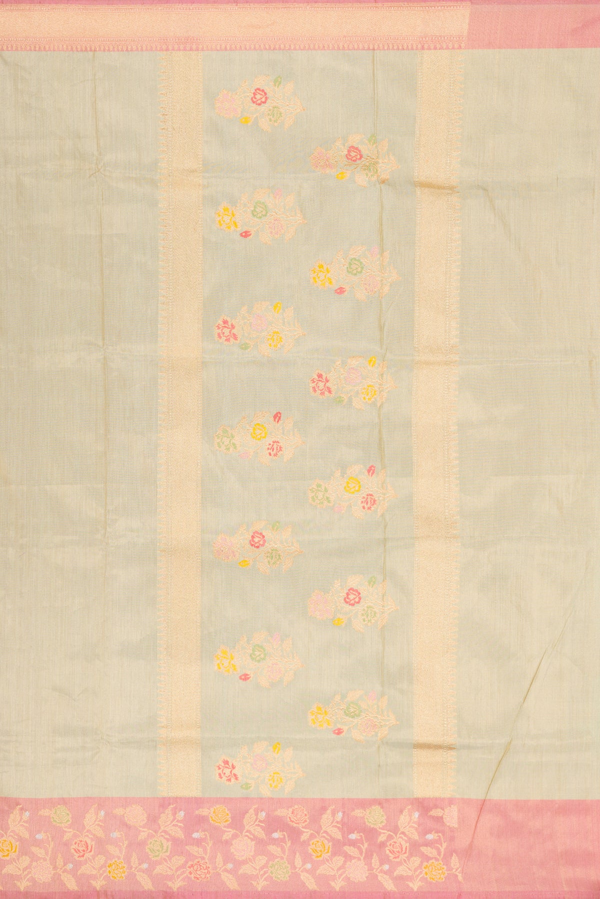 Close up image of the pallu of Pista Green Dual Tone Banarasi Tissue Saree with Plain Body and Fancy Border. 