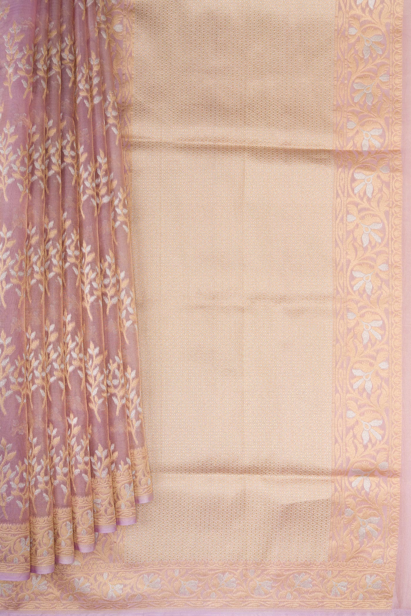 Pleats and pallu of Lavender Dual Tone Banarasi Silk Saree with Zari Brocade on the body and Fancy Border. 