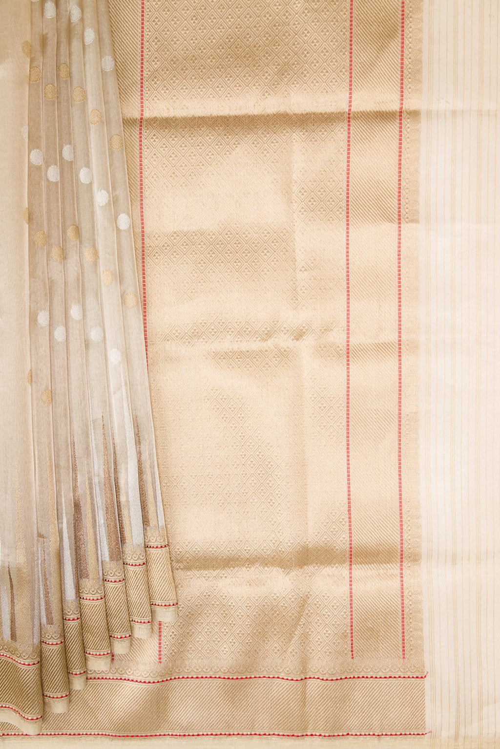 Pleats and pallu of Cream Dual Tone Banarasi Silk Saree with Zari Brocade on the body and Zari Border. 