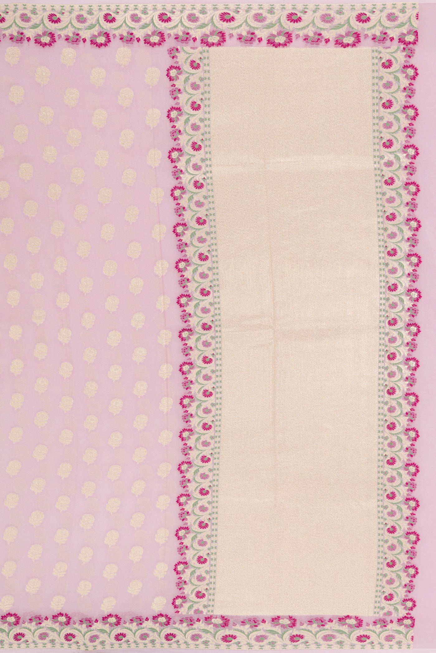 Close up image of the pallu of Lilac Banarasi Georgette Saree with Zari Butta on the body and Fancy Border. 