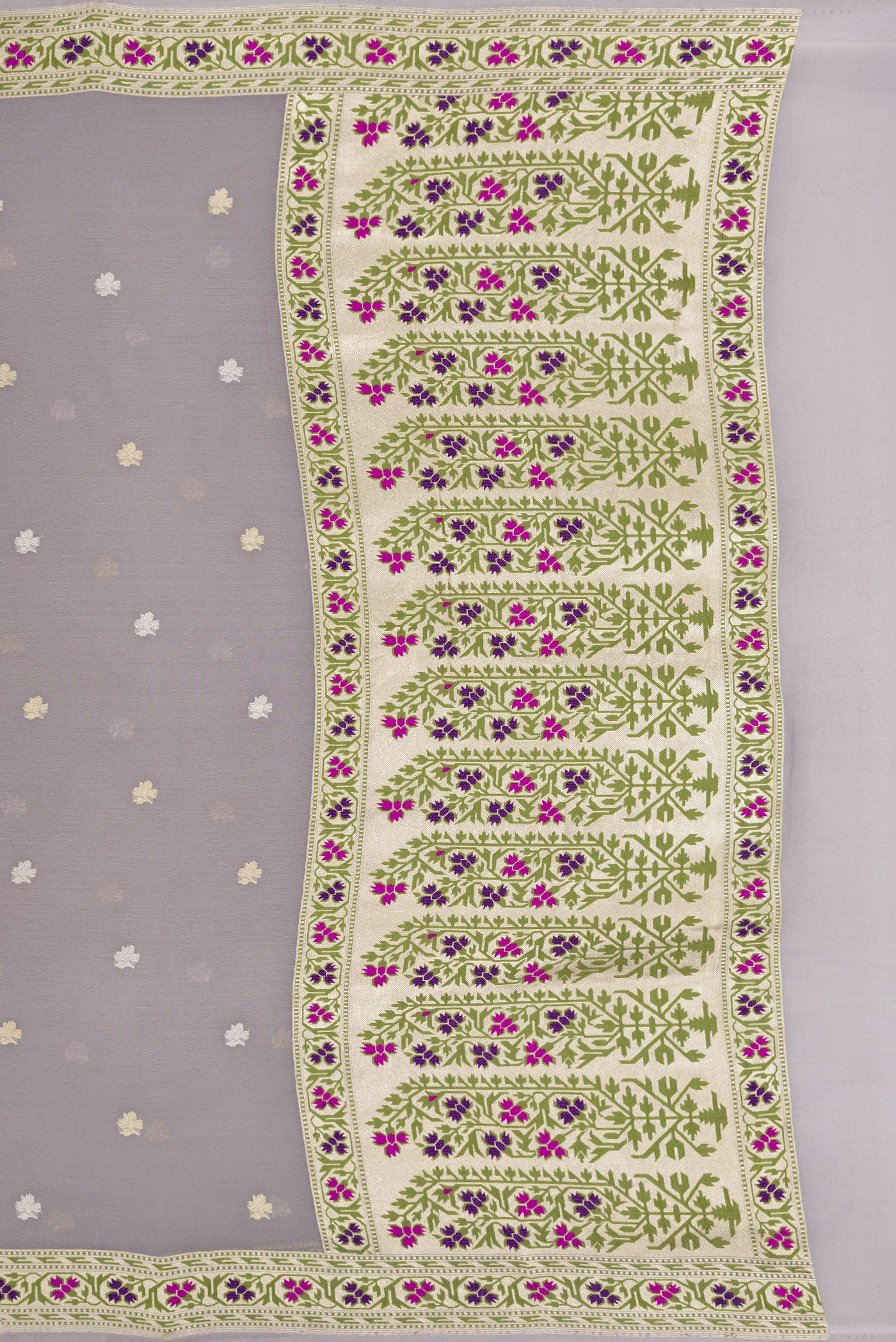 Close up image of the pallu of Grey Banarasi Georgette Saree with Zari Butta on the body and Fancy Border. 
