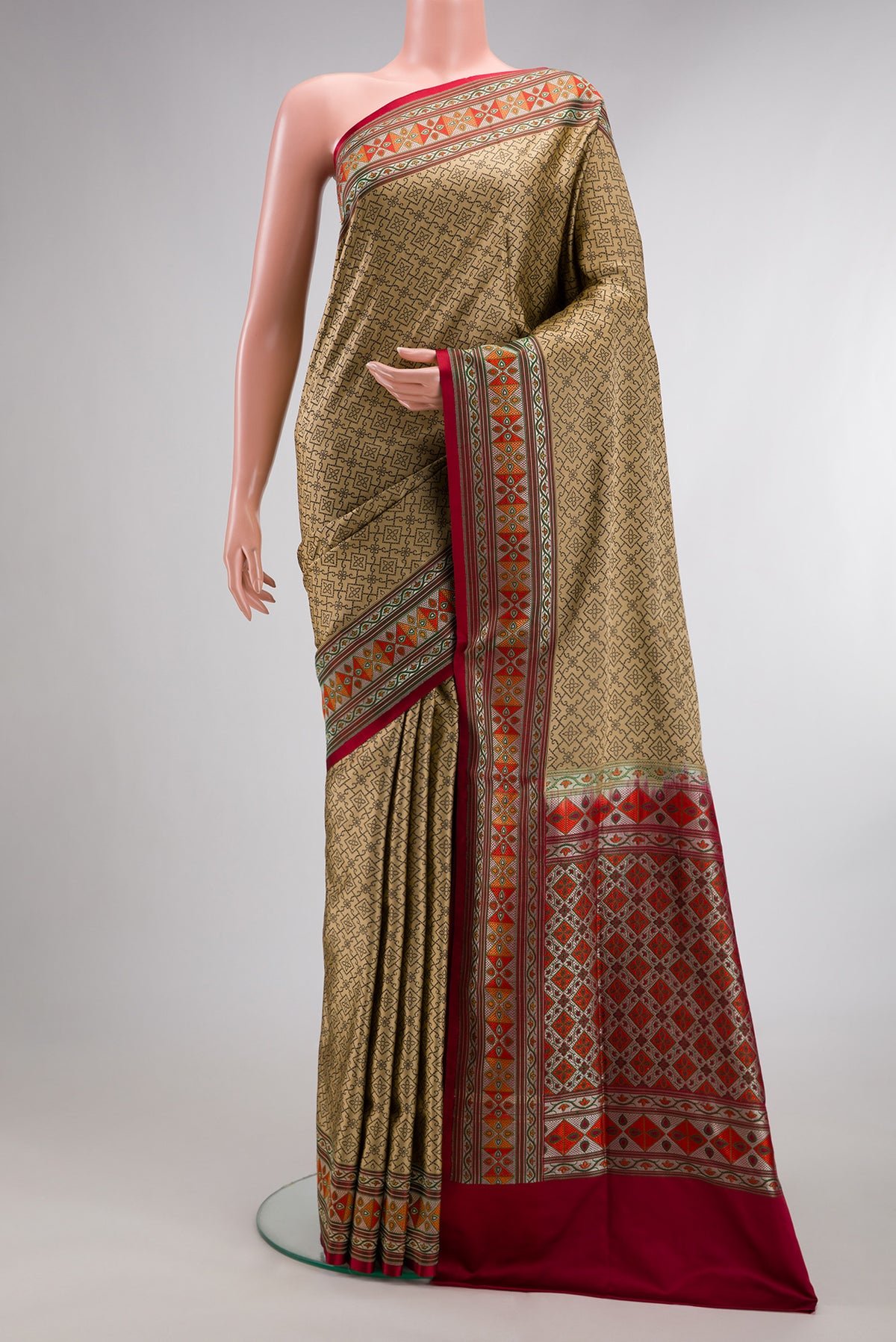 Pure Silk Beige Dual Tone Banarasi Saree with Jacquard design on the body and Fancy Border.  displayed on a mannequin