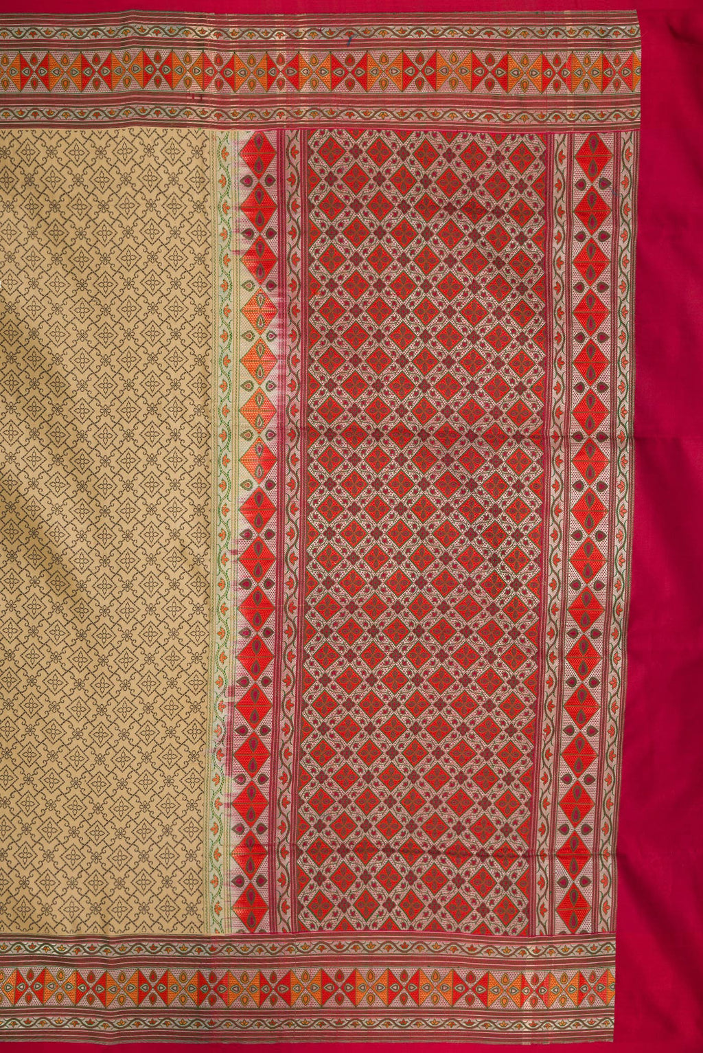 Close up image of the pallu of Pure Silk Beige Dual Tone Banarasi Saree with Jacquard design on the body and Fancy Border. 