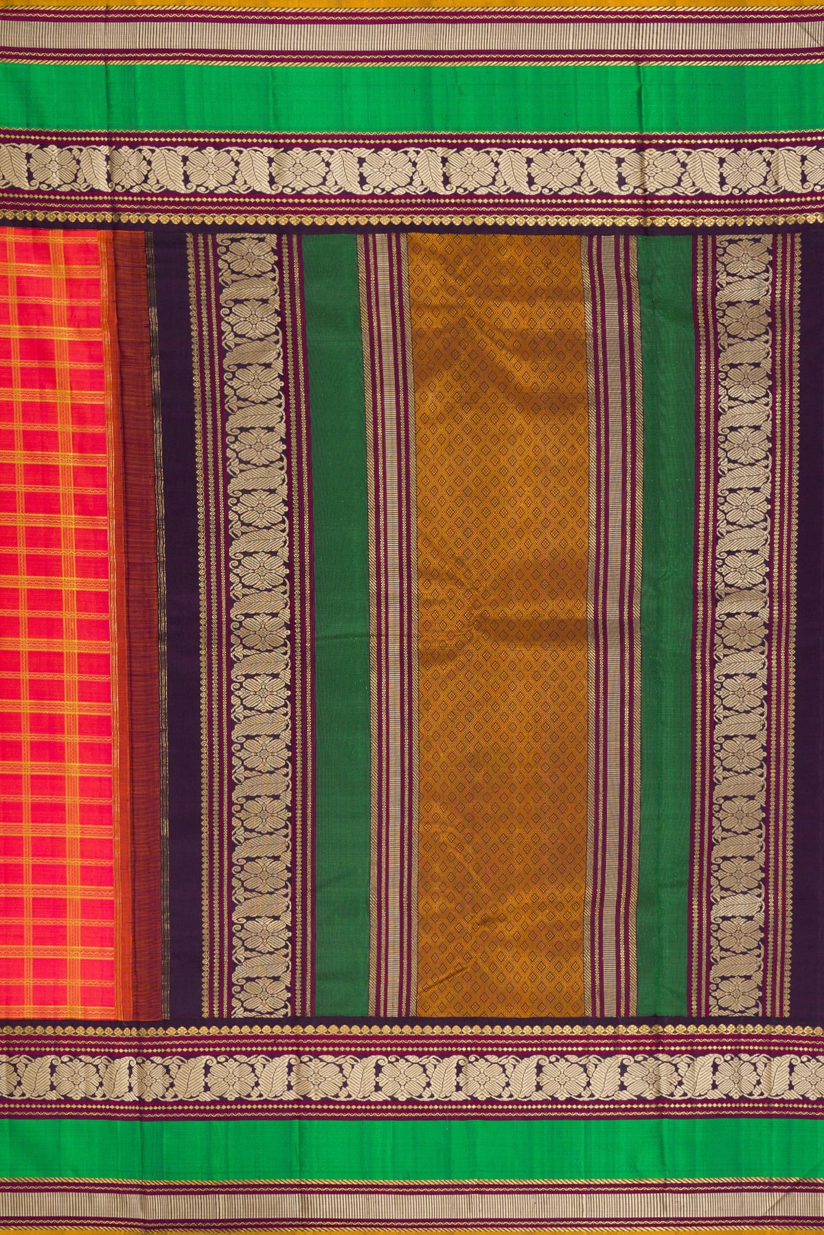 Close up image of the pallu of Pure Silk Pure Zari Coral Dual Tone Kanchipuram Saree with Checked design on the body and Zari And Thread Border. 