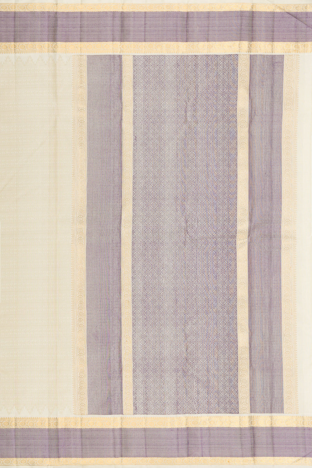 Close up image of the pallu of Pure Silk Pure Zari Off White Kanjivaram Saree with Jacquard design on the body and Zari And Thread Border. 