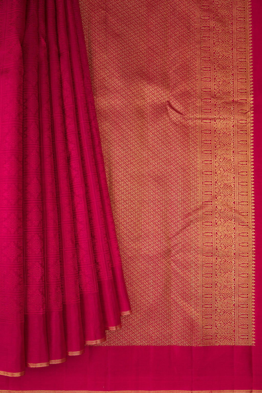 Pleats and pallu of Pure Silk Pure Zari Maroon Kanjivaram Saree with Jacquard design on the body and Thin Zari Line. 