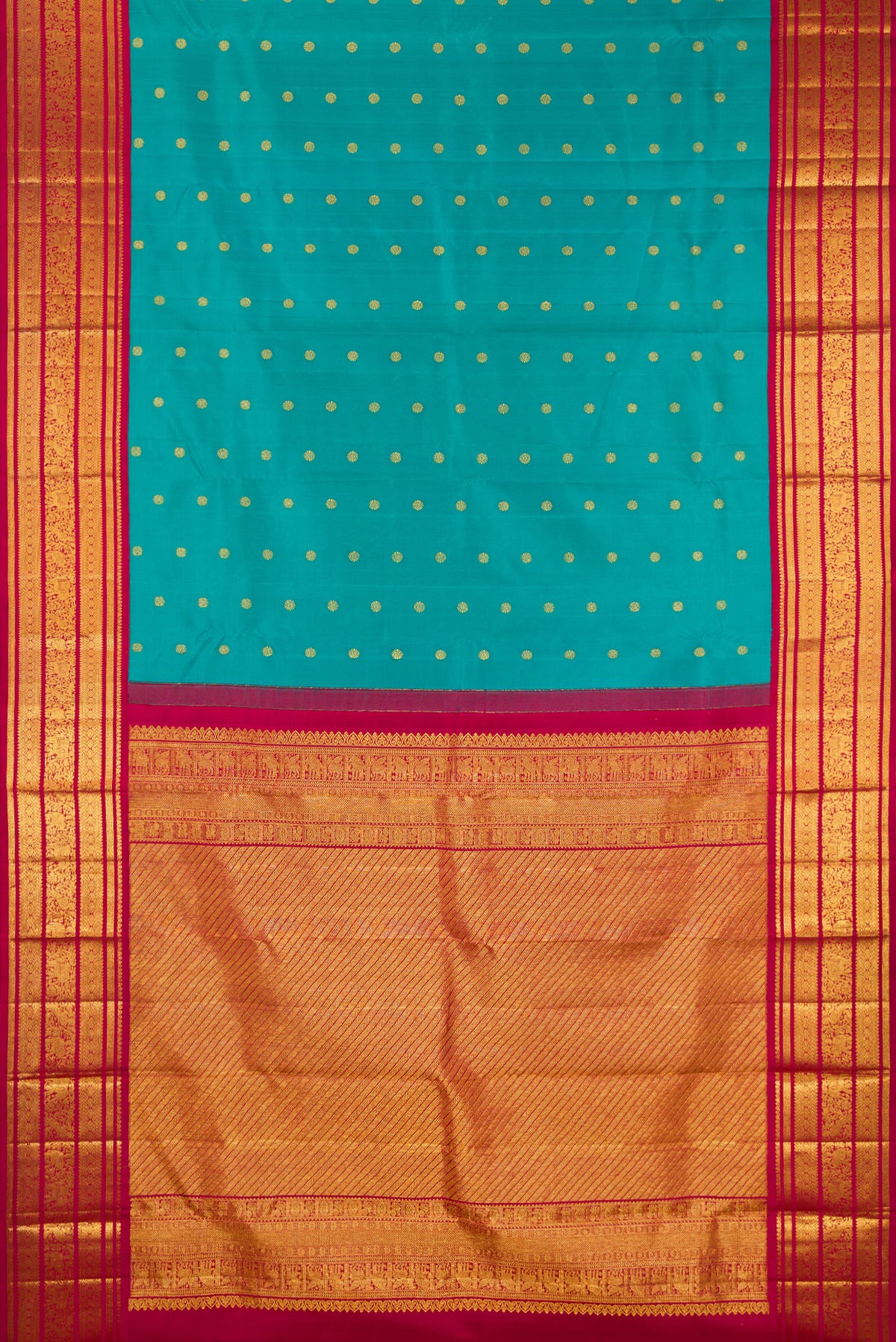 Flat view of Pure Silk Green Dual Tone Kanjivaram Saree with Zari Butta on the body and Fancy Border. 