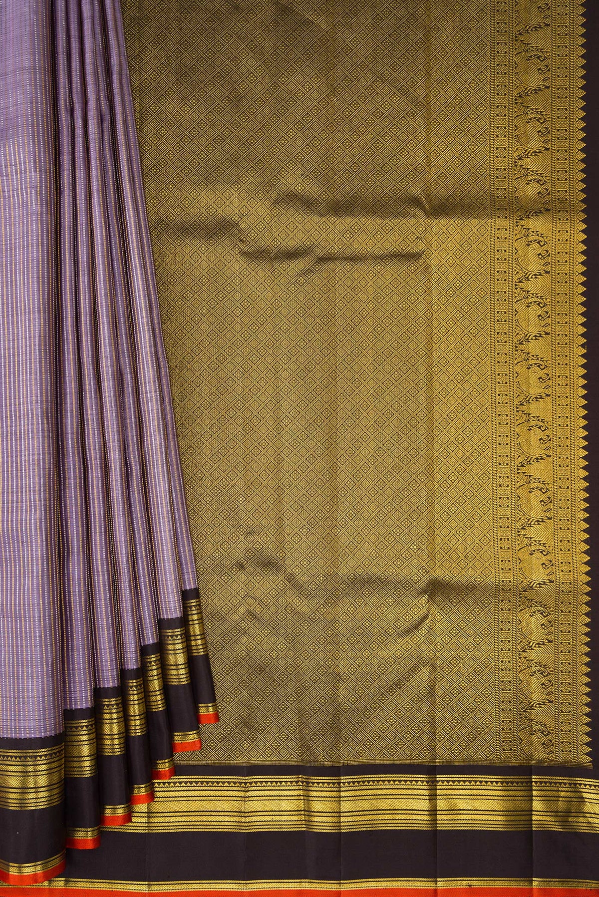 Pleats and pallu of Pure Silk Lavender Kanjivaram Saree with Stripes on the body and Zari Border. 
