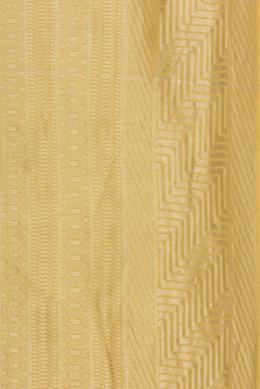Border image of Pure Silk Mehandi Green Dual Tone Banarasi Georgette Saree with Zari Brocade on the body and Zari Border. 
