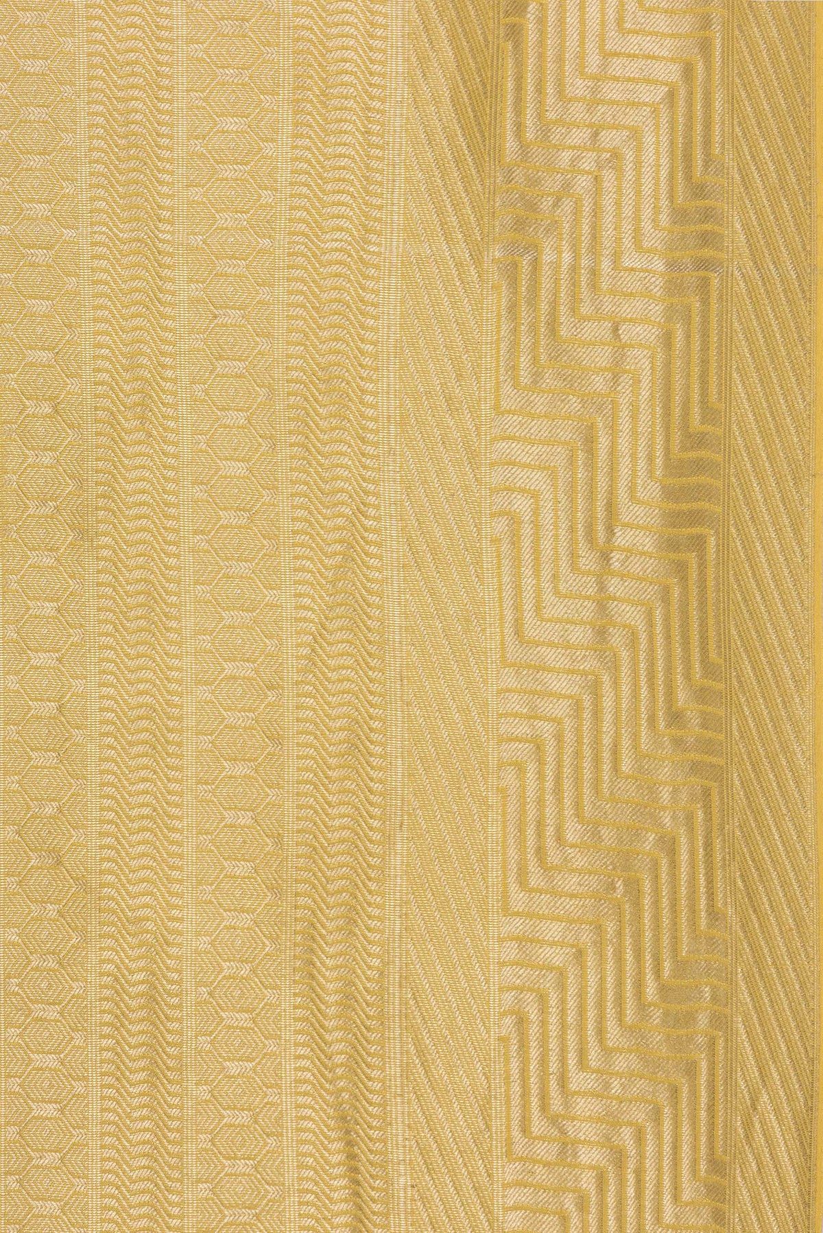 Border image of Pure Silk Mehandi Green Dual Tone Banarasi Georgette Saree with Zari Brocade on the body and Zari Border. 