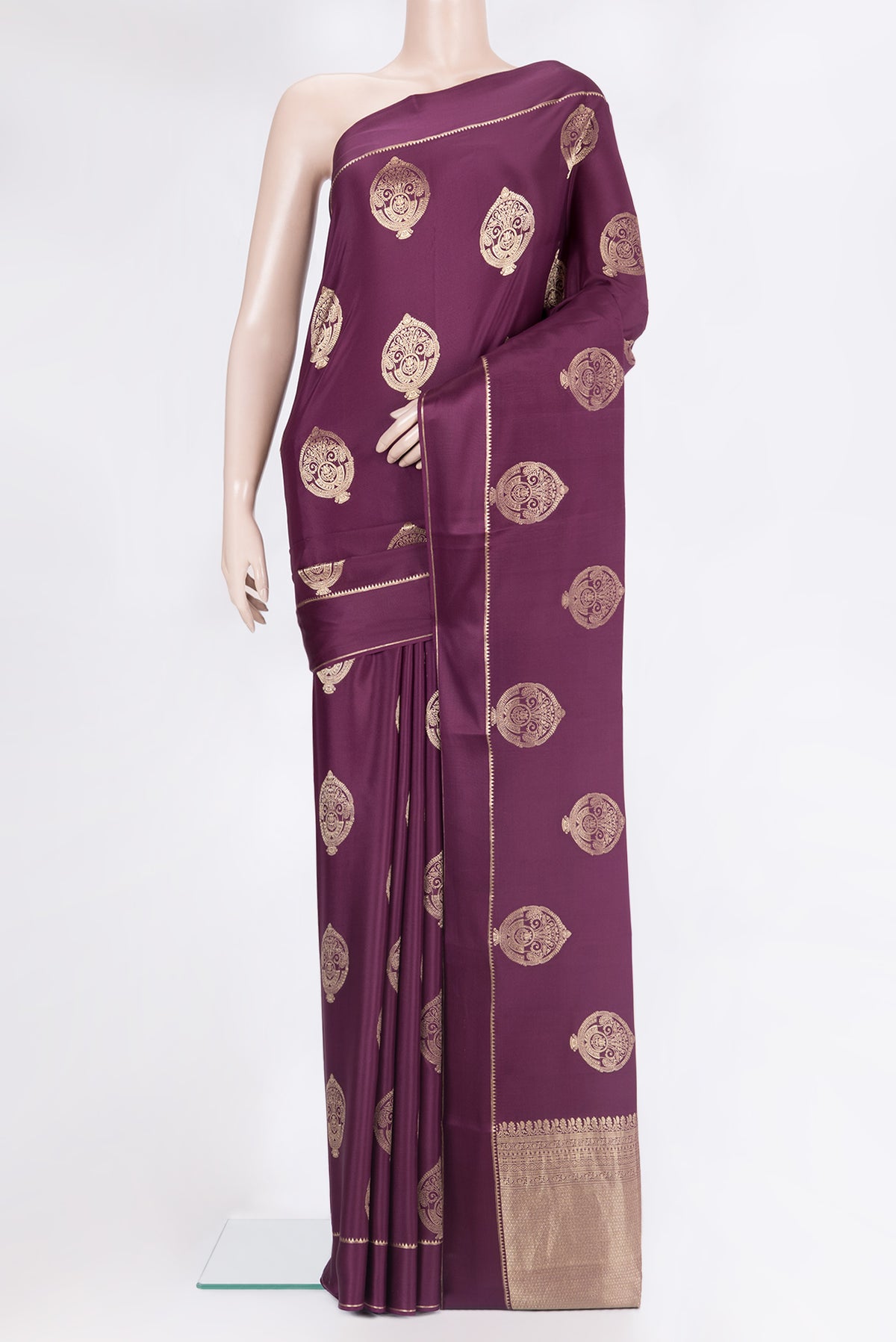 Pure Silk Purple Dual Tone Banarasi Georgette Saree with Zari Butta on the body and Zari Border.  displayed on a mannequin
