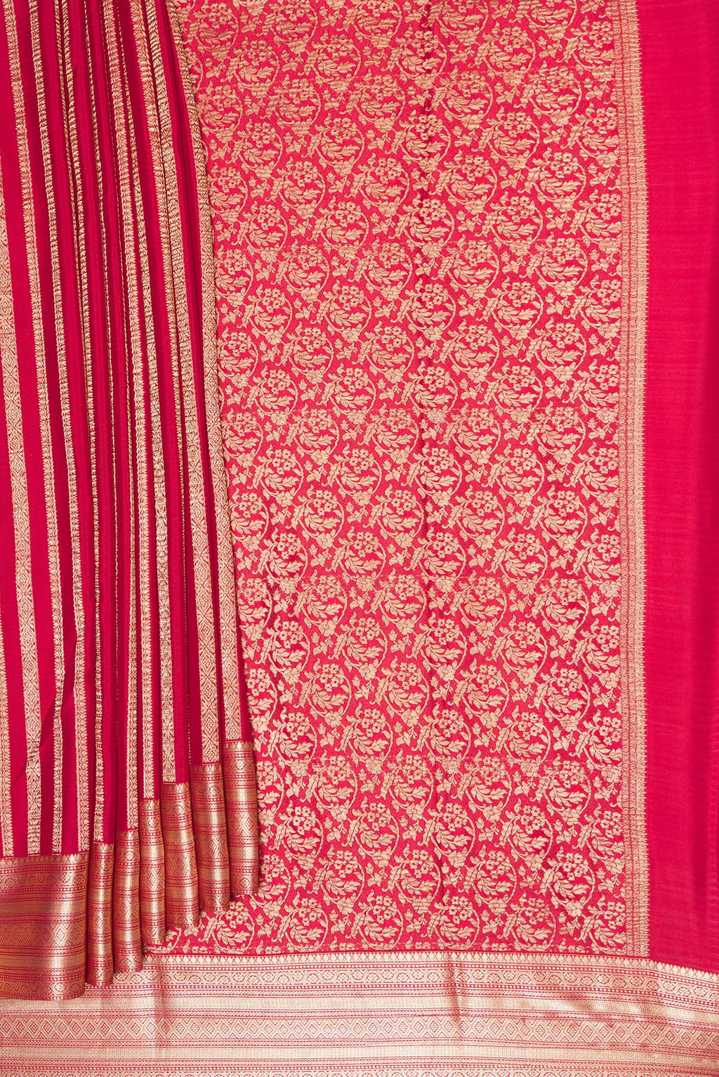 Pleats and pallu of Red Mysore Crepe Saree with Stripes on the body and Zari Border. 