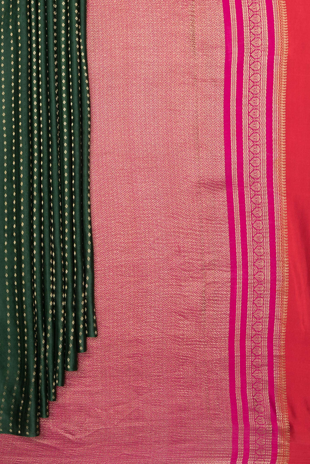 Pleats and pallu of Pure Silk Bottle Green Dual Tone Banarasi Georgette Saree with Zari Butta on the body and Without Border. 