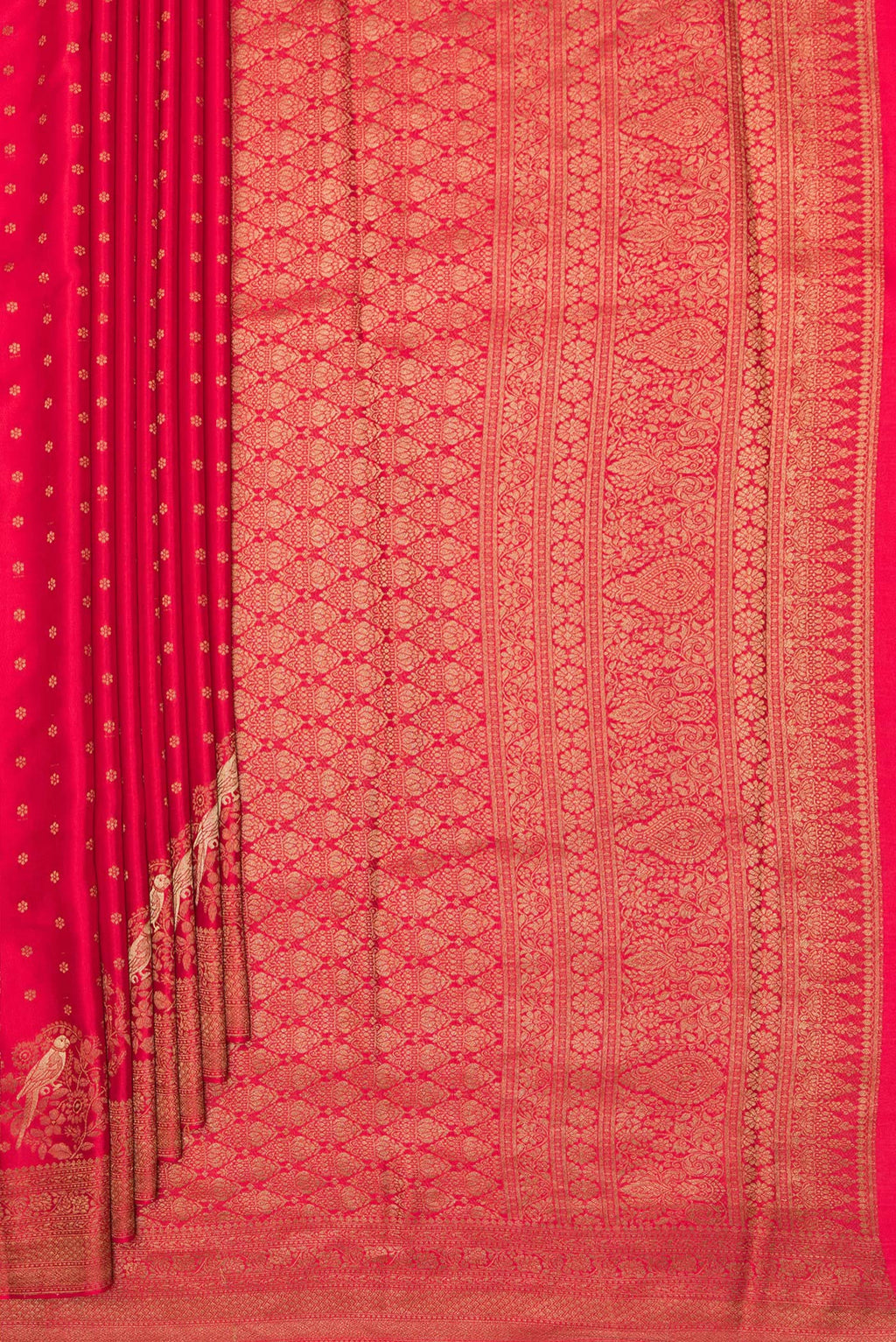 Pleats and pallu of Pure Silk Red Dual Tone Banarasi Georgette Saree with Zari Butta on the body and Fancy Border. 
