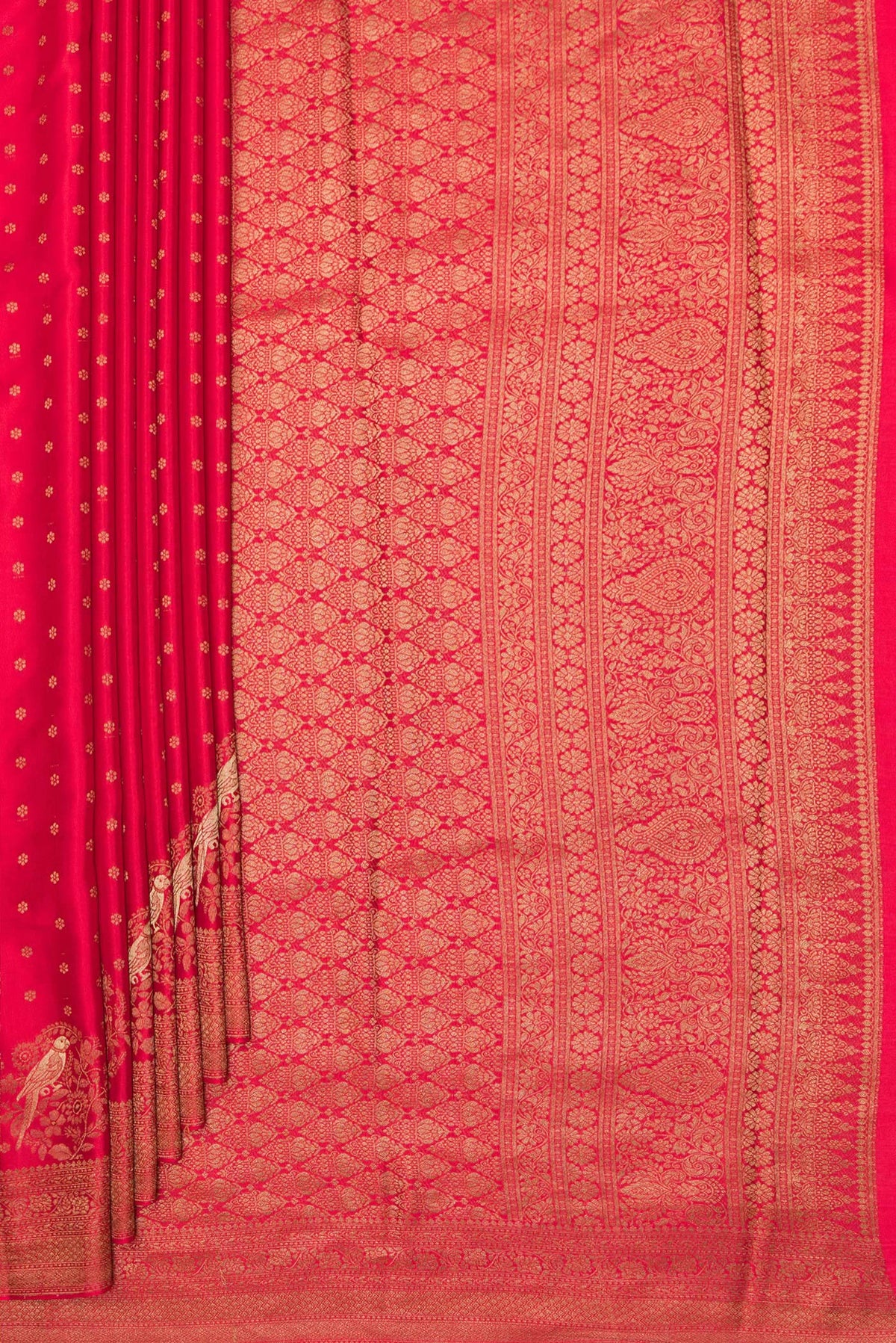 Pleats and pallu of Pure Silk Red Dual Tone Banarasi Georgette Saree with Zari Butta on the body and Fancy Border. 
