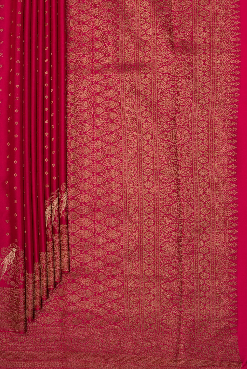 Pleats and pallu of Dark Pink Dual Tone Banarasi Georgette Saree with Zari Butta on the body and Zari Border. 