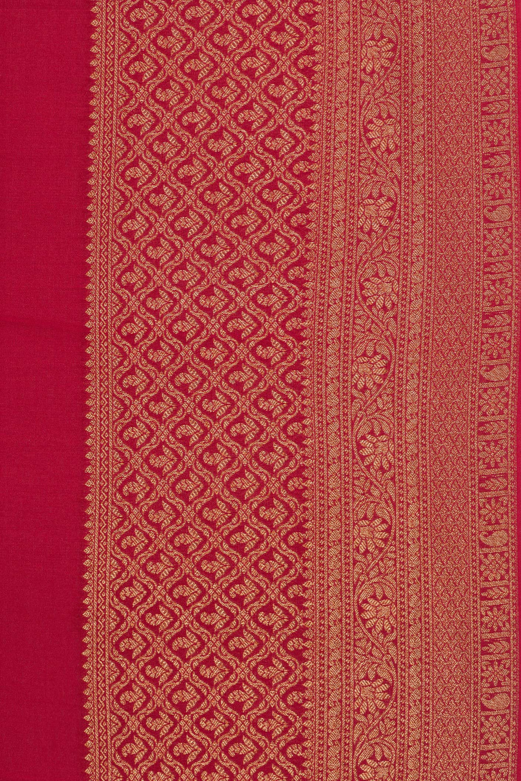 Border image of Pure Silk Maroon Dual Tone Banarasi Georgette Saree with Plain Body and Zari Border. 