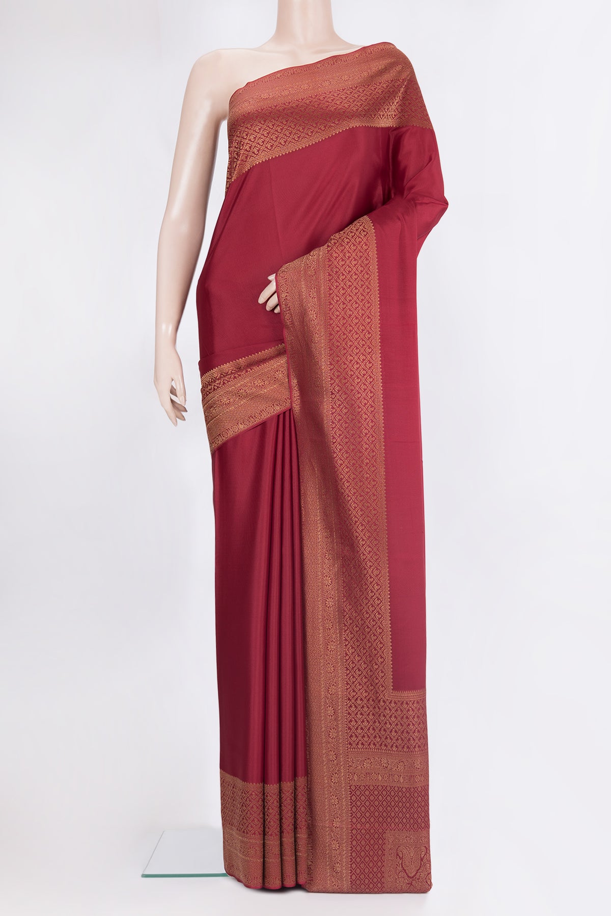 Pure Silk Maroon Dual Tone Banarasi Georgette Saree with Plain Body and Zari Border.  displayed on a mannequin