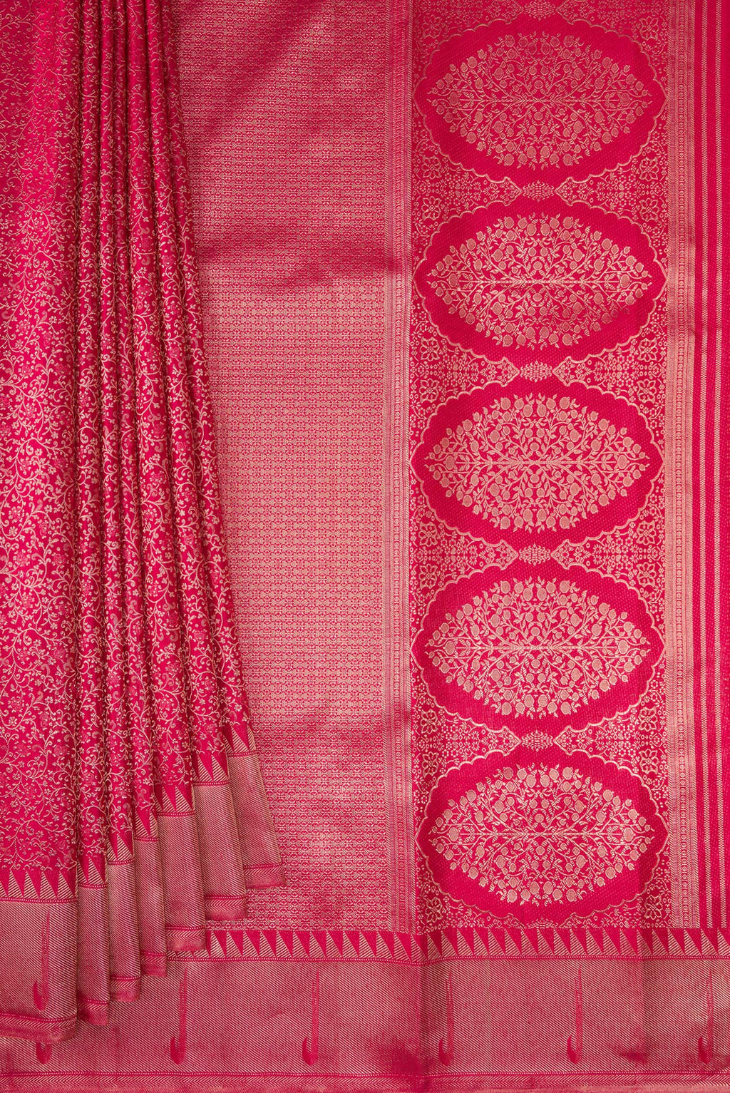 Pleats and pallu of Dark Pink Kanjivaram Silk Saree with Zari Brocade on the body and Paithani Border. 