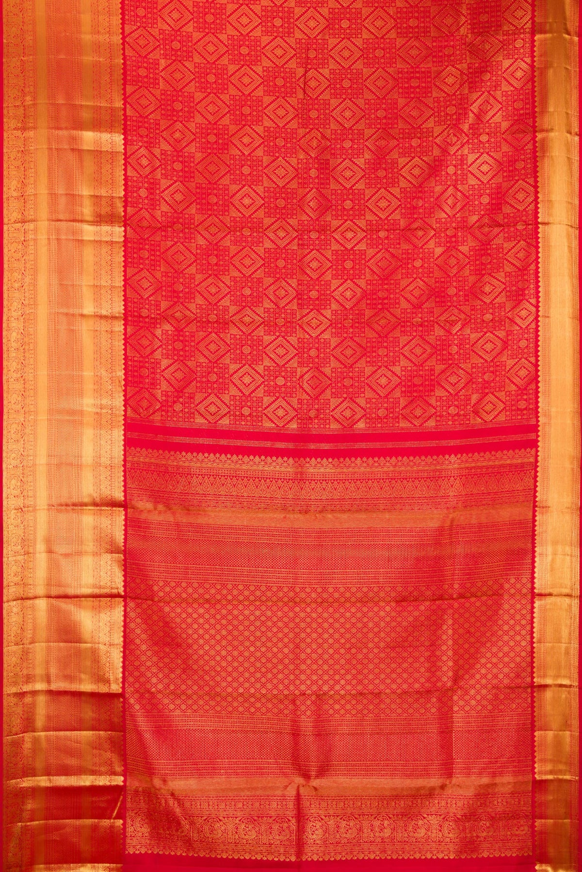 Flat view of Pure Silk Red Kanchipuram Saree with Zari Brocade on the body and Zari Border. 