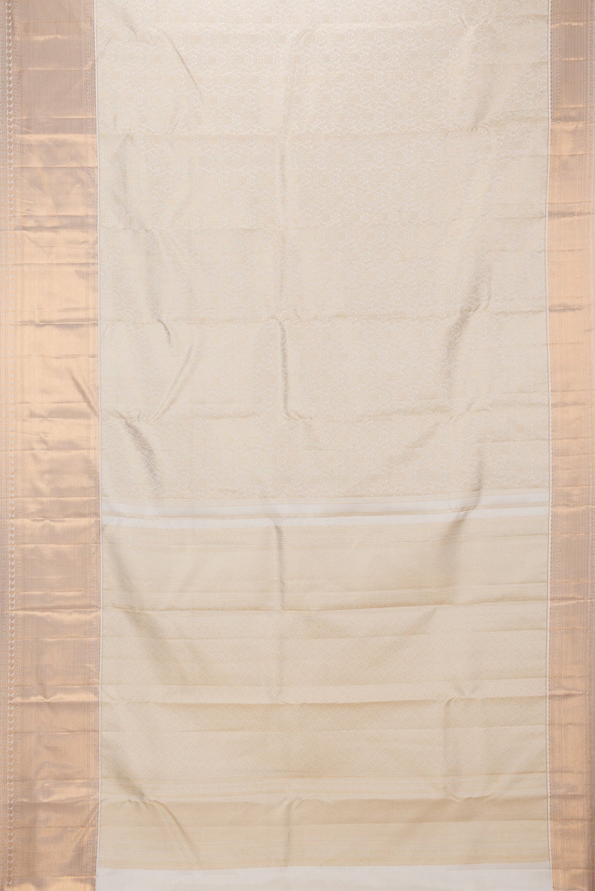 Flat view of Pure Silk Off White Kanchipuram Saree with Zari Brocade on the body and Zari Border. 