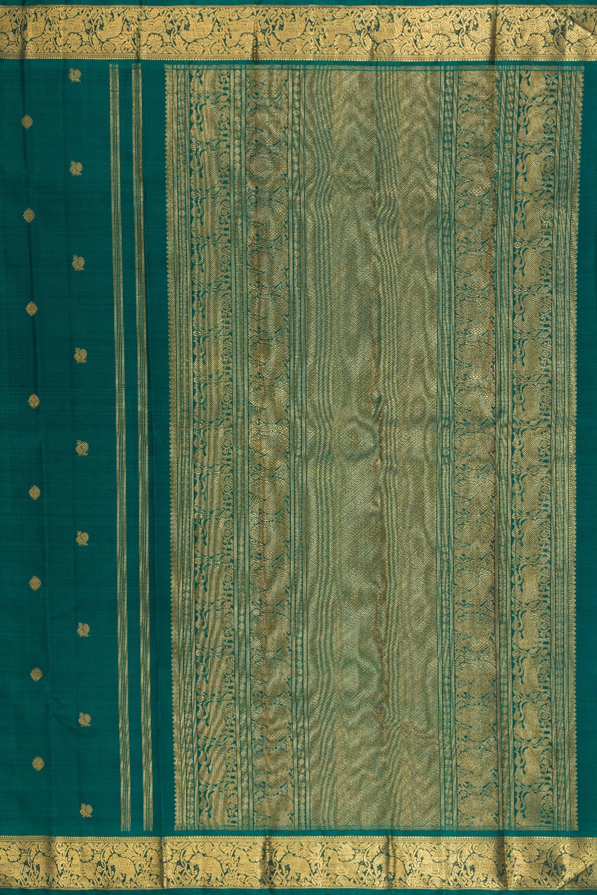 Close up image of the pallu of Pure Silk Pure Zari Green Kanjivaram Saree with Zari Butta on the body and Zari Border. 