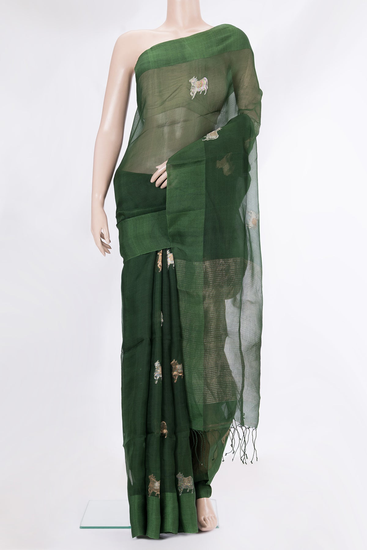 Pure Silk Green Dual Tone Tussar Saree with Plain Body and Plain Border.  displayed on a mannequin