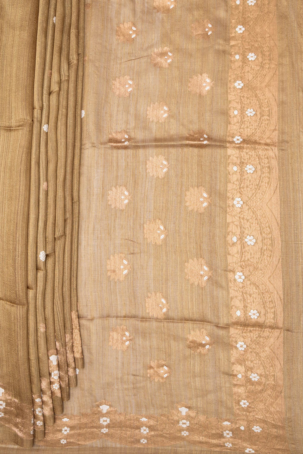 Pleats and pallu of Pure Silk Gold Dual Tone Jute Saree with Zari Butta on the body and Fancy Border. 