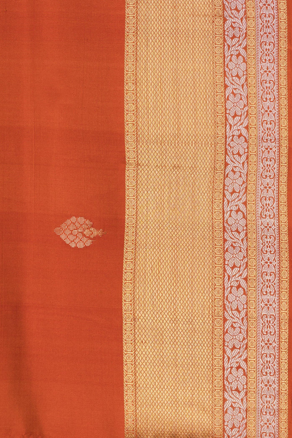 Border image of Pure Silk Rust Dual Tone Soft Saree with Zari Butta on the body and Zari Border. 