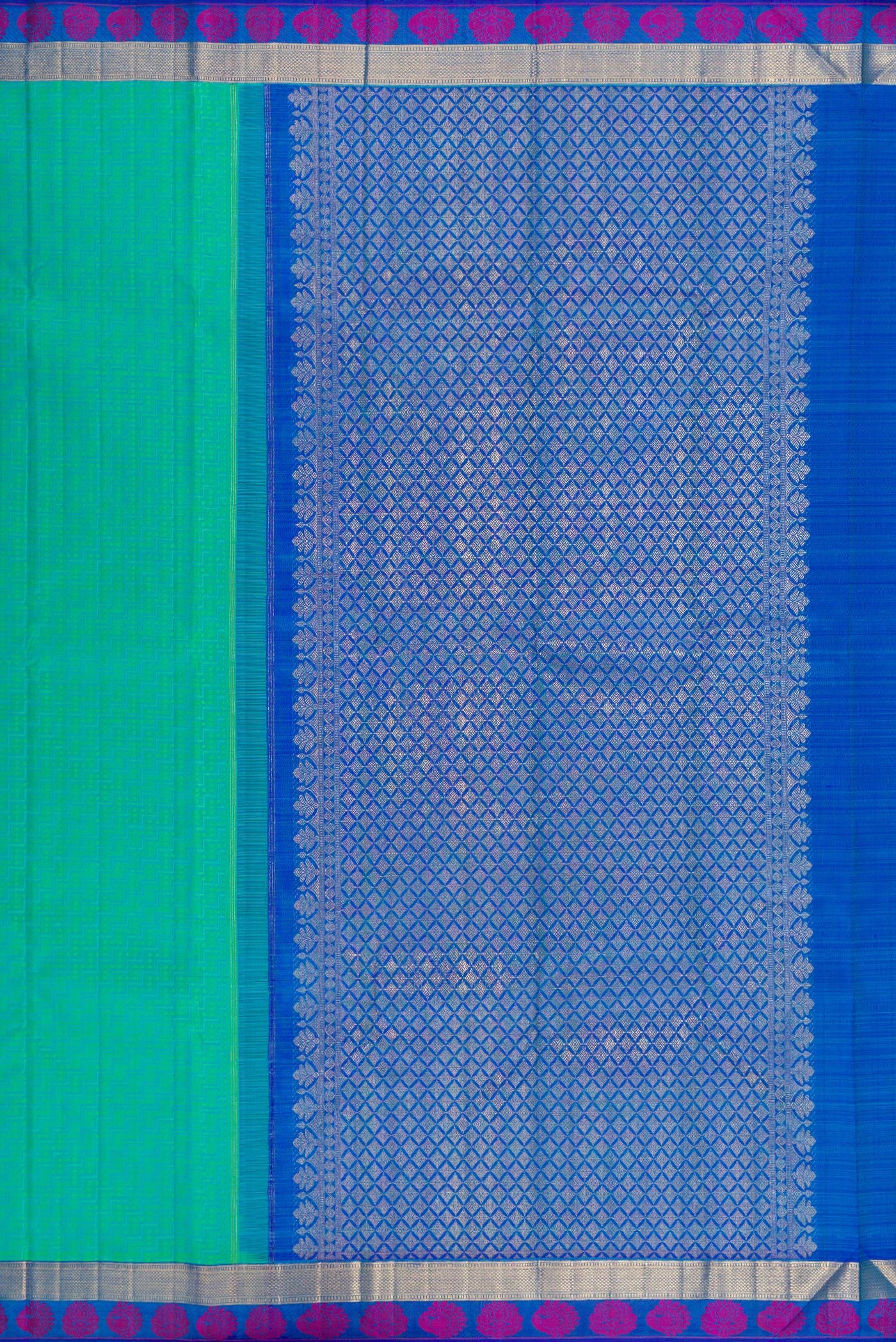 Close up image of the pallu of Pure Silk Sea Green Kanchipuram Saree with Jacquard design on the body and Fancy Border. 