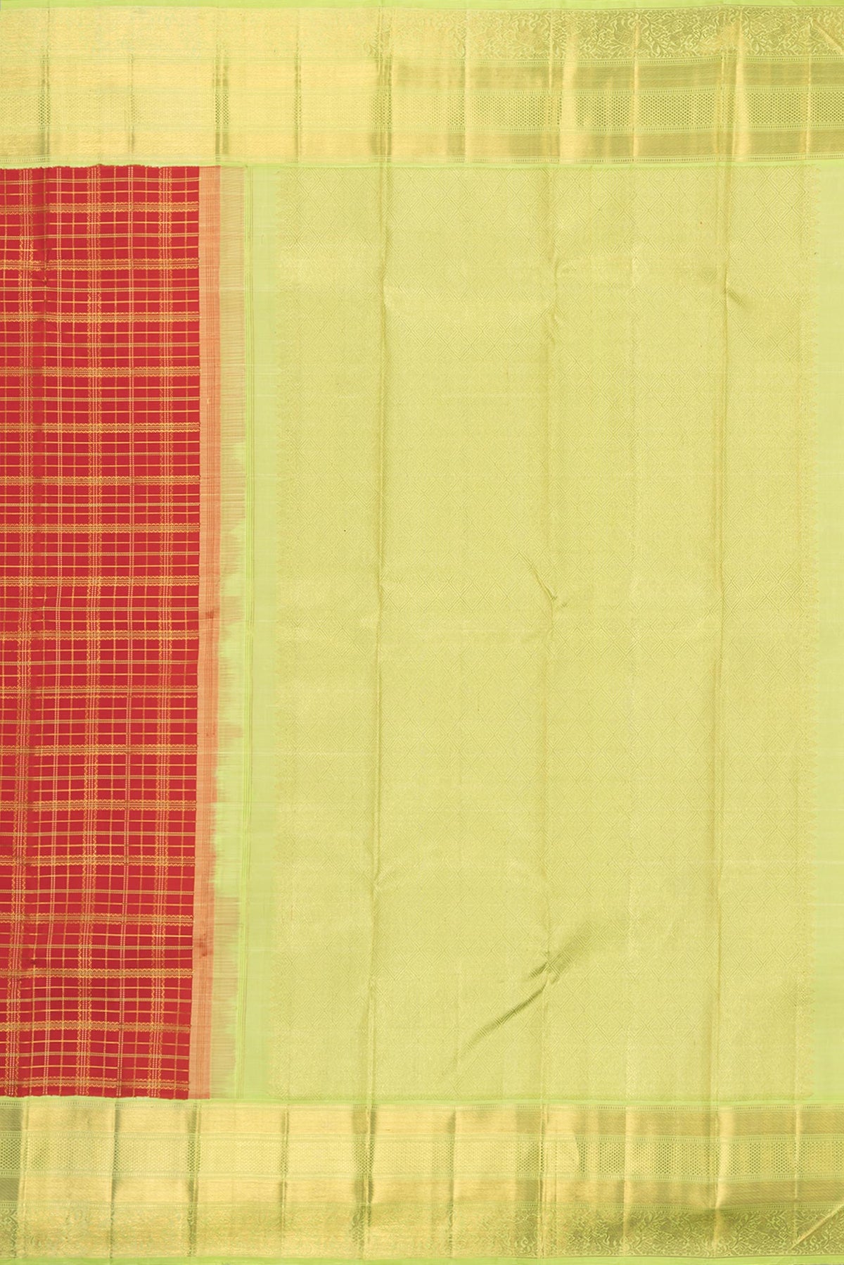 Close up image of the pallu of Pure Silk Red Kanchipuram Saree with Checked design on the body and Zari Border. 