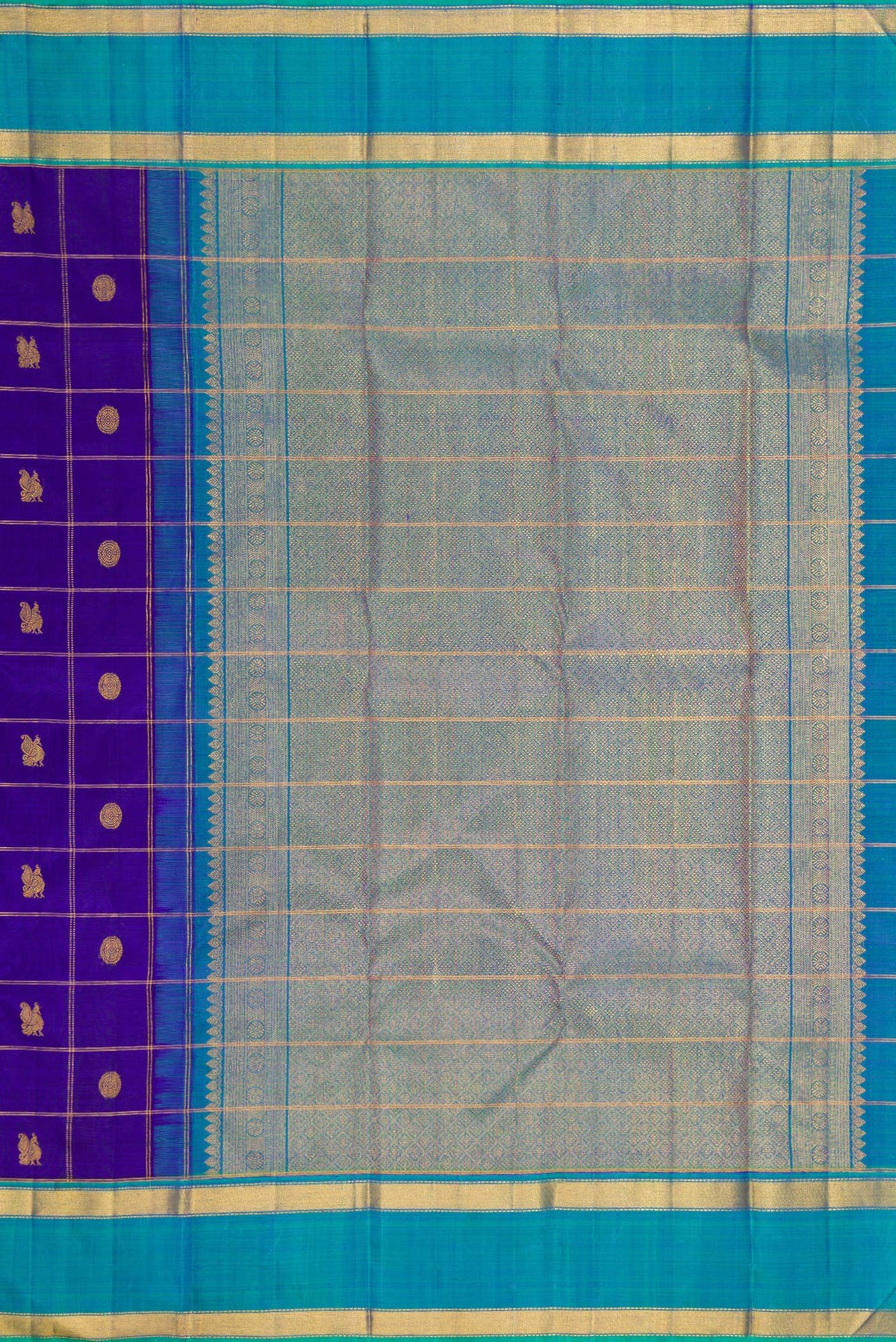 Close up image of the pallu of Pure Silk Dark Blue Kanjivaram Saree with Checked design on the body and Zari Border. 