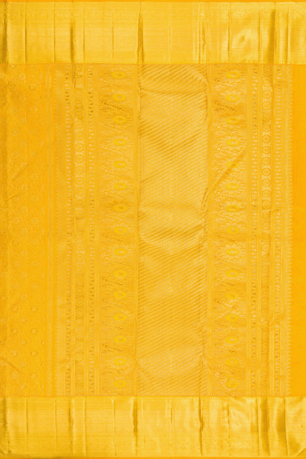 Close up image of the pallu of Pure Silk Mustard Kanchipuram Saree with Zari Brocade on the body and Zari Border. 