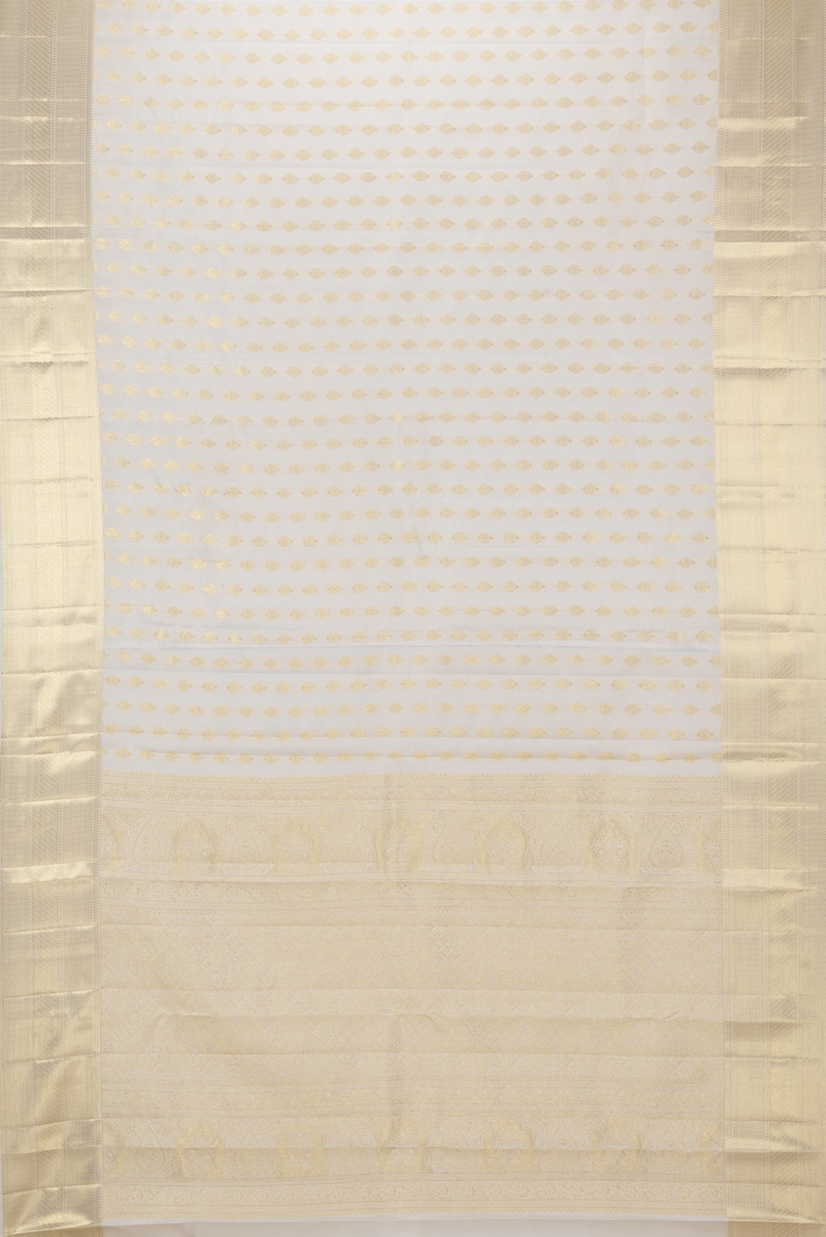 Flat view of Pure Silk White Kanchipuram Saree with Zari Butta on the body and Zari Border. 