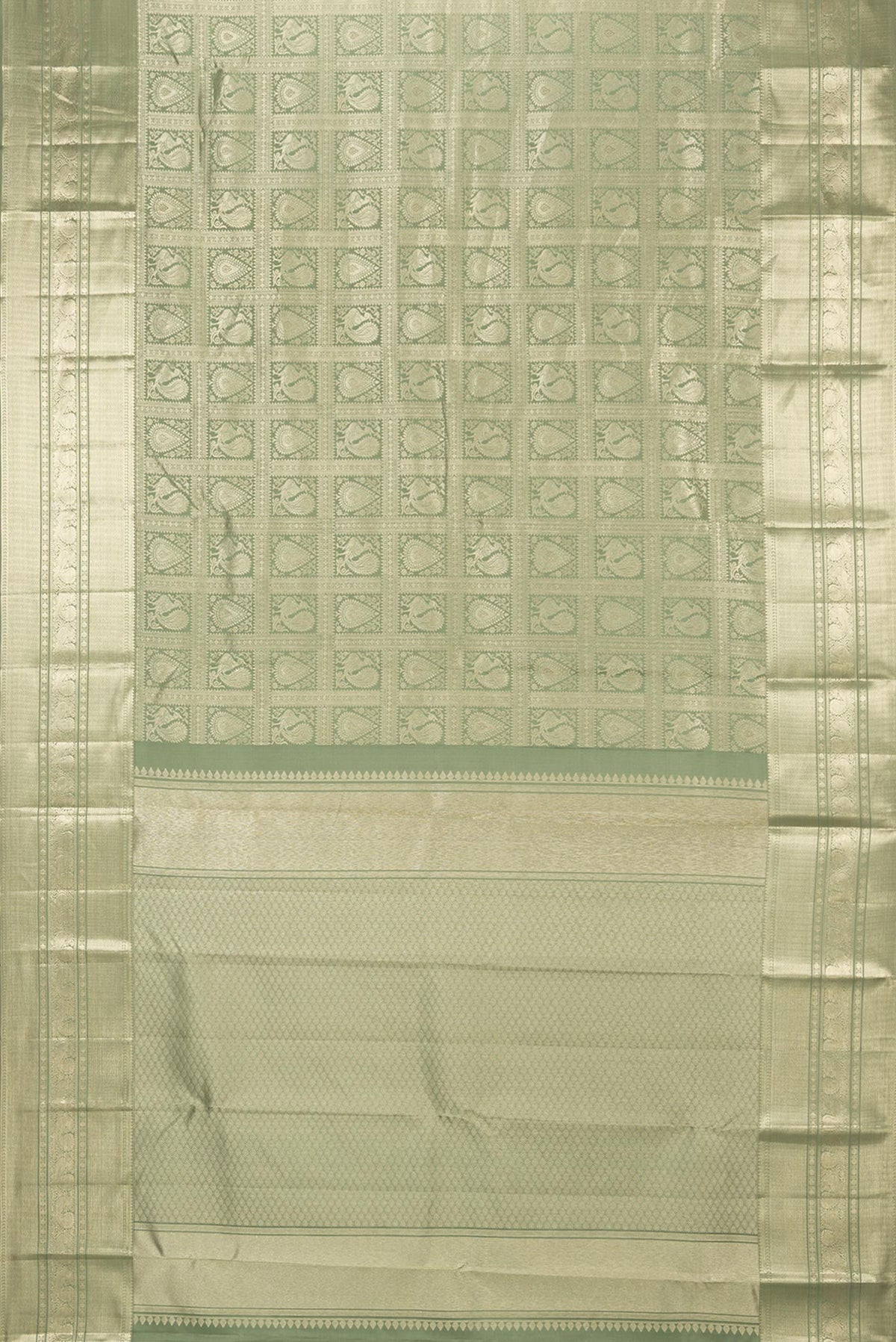 Flat view of Pure Silk Mehandi Green Dual Tone Kanchipuram Saree with Zari Brocade on the body and Zari Border. 