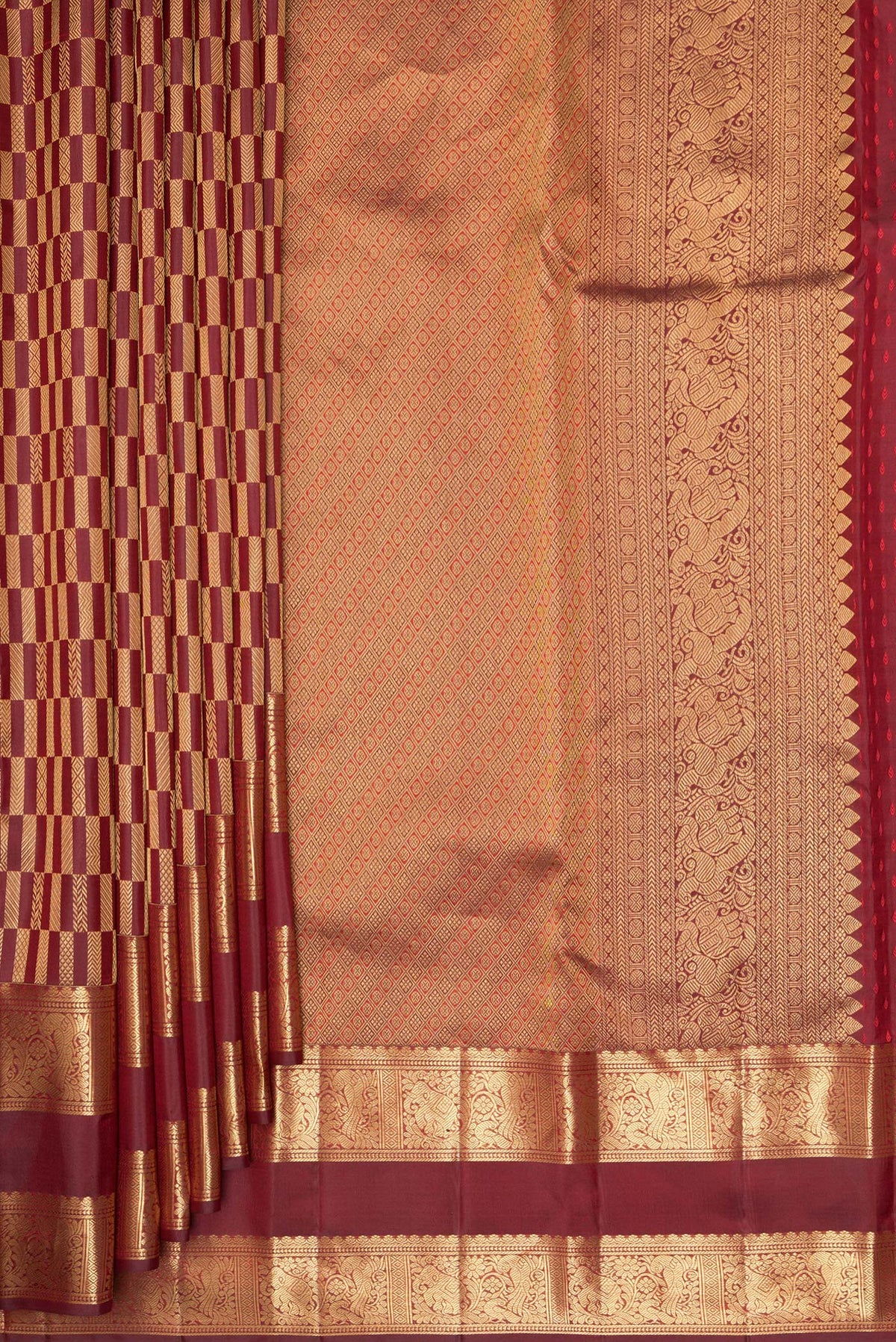 Pleats and pallu of Pure Silk Maroon Kanjivaram Saree with Zari Brocade on the body and Zari Border. 