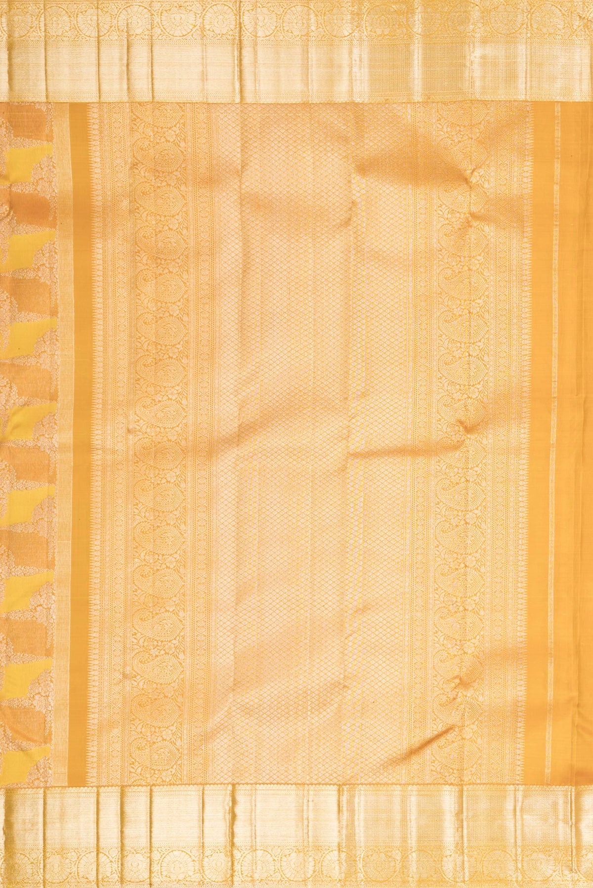 Close up image of the pallu of Pure Silk Mustard Dual Tone Kanjivaram Saree with Zari Brocade on the body and Zari Border. 