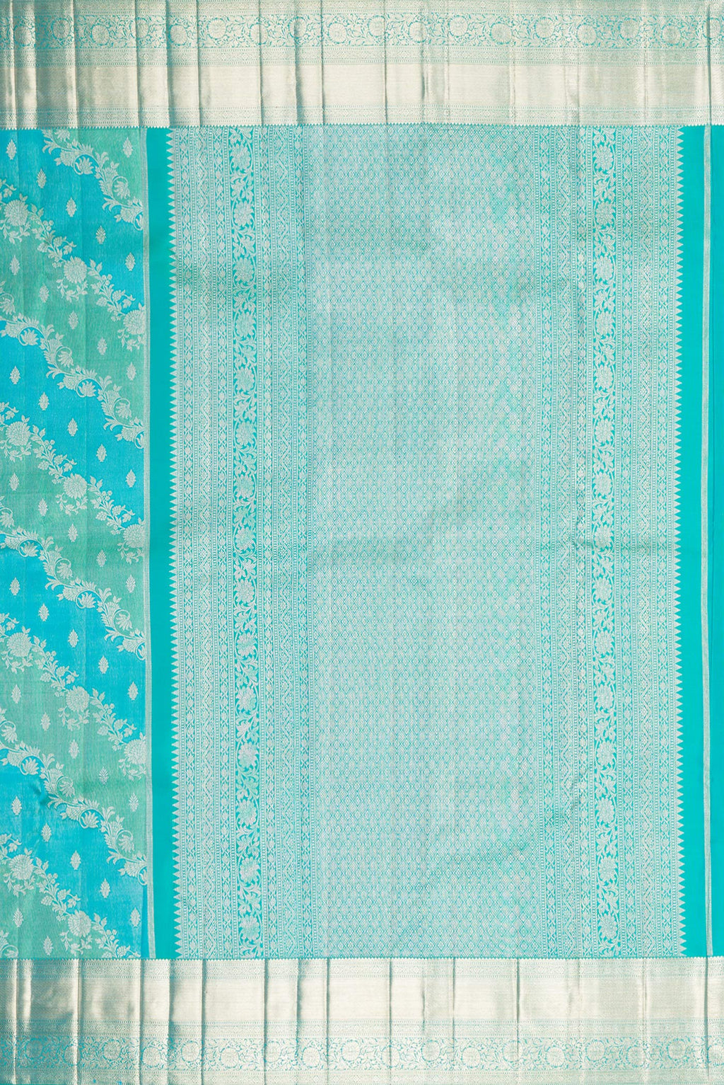 Close up image of the pallu of Pure Silk Sea Green and Sky Blue Color Kanjivaram Saree with Zari Brocade on the body and Fancy Border. 