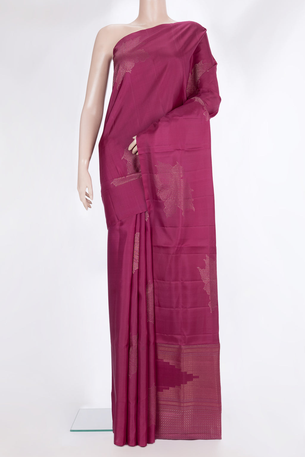 Pure Silk Magenta Dual Tone Soft Saree with Zari Butta on the body and Without Border.  displayed on a mannequin
