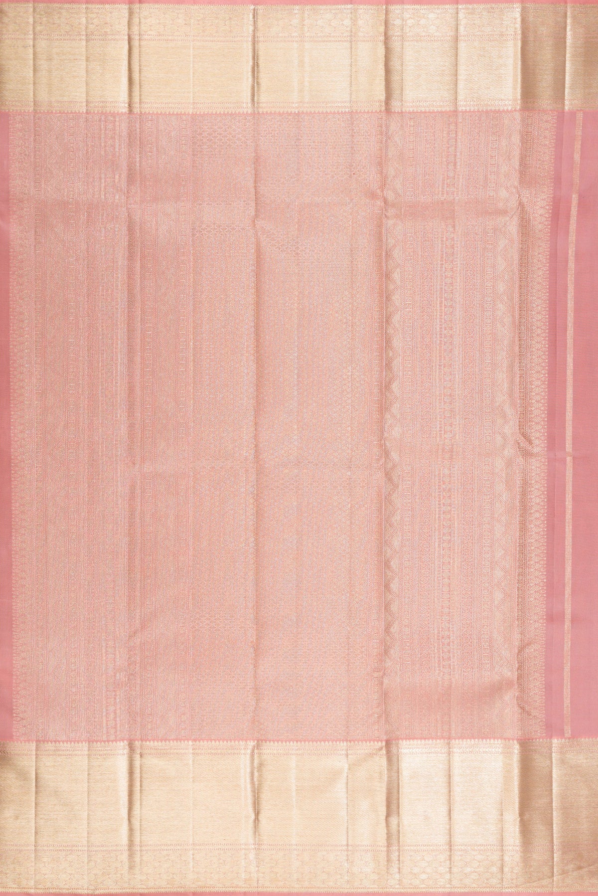 Close up image of the pallu of Pure Silk Rose Gold Dual Tone Kanjivaram Saree with Zari Brocade on the body and Zari Border. 