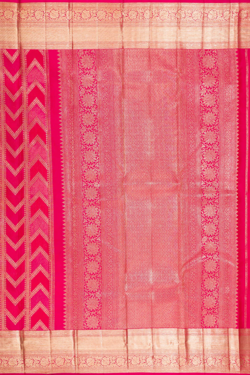 Close up image of the pallu of Pure Silk Dark Pink Kanjivaram Saree with Zari Brocade on the body and Zari Border. 