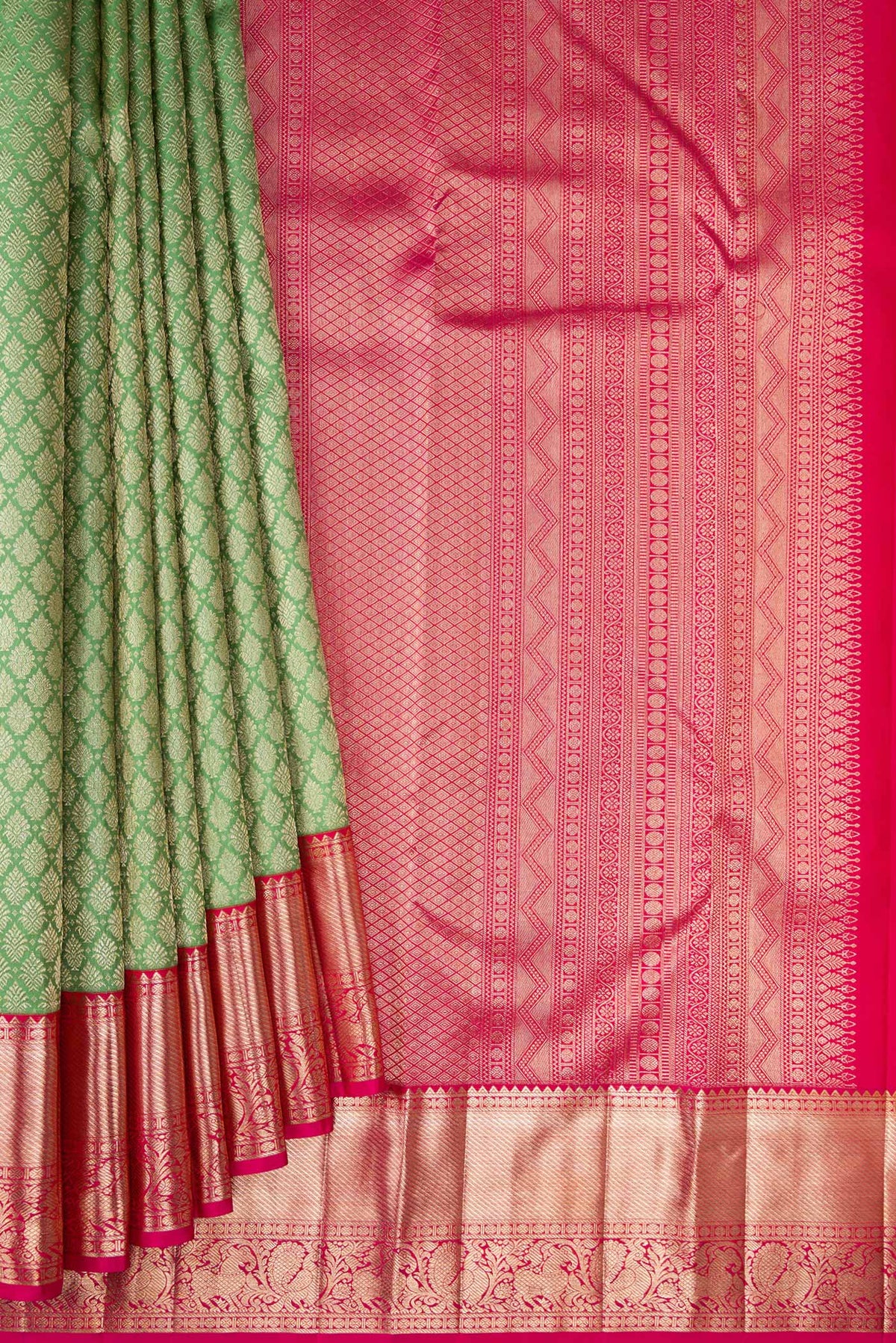 Pleats and pallu of Pure Silk Pista Green Kanjivaram Saree with Zari Brocade on the body and Zari Border. 