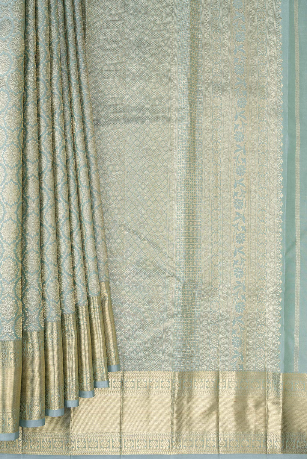 Pleats and pallu of Pure Silk Grey Kanjivaram Saree with Zari Brocade on the body and Zari Border. 