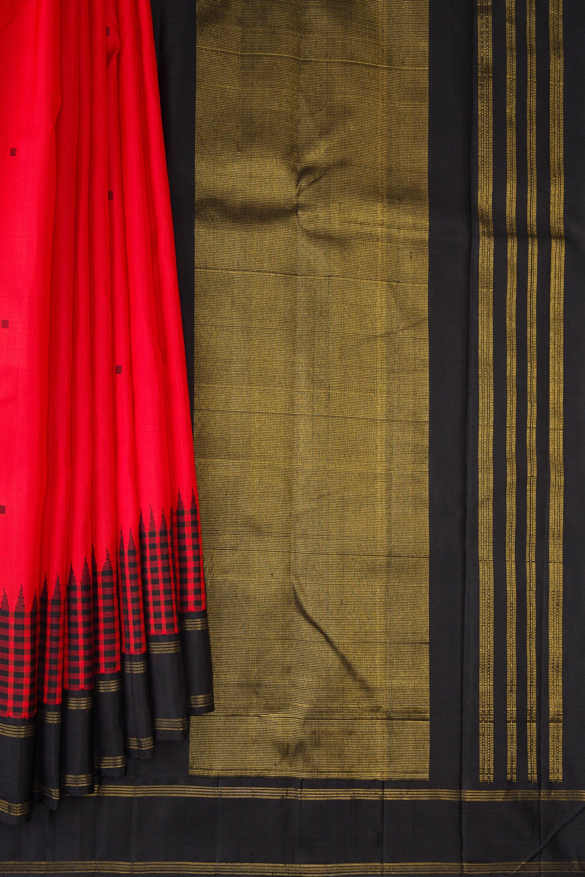 Pleats and pallu of Pure Silk Pure Zari Brick Orange Kanjivaram Saree with Thread Butta on the body and Thread Border. 