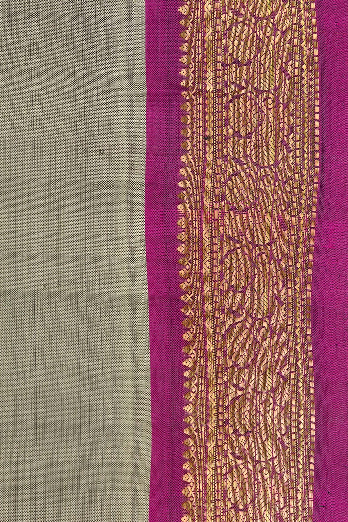 Border image of Pure Silk Grey Dual Tone Kanchipuram Saree with Zari Butta on the body and Zari Border. 