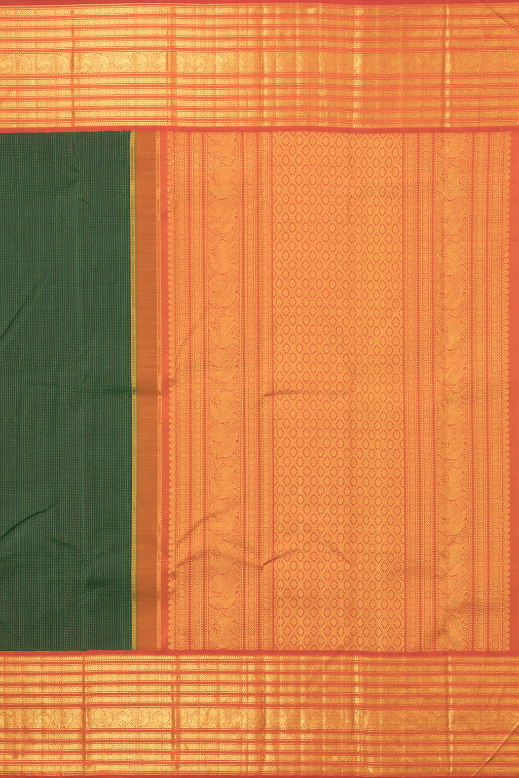 Close up image of the pallu of Pure Silk Bottle Green Kanchipuram Saree with Stripes on the body and Zari Border. 