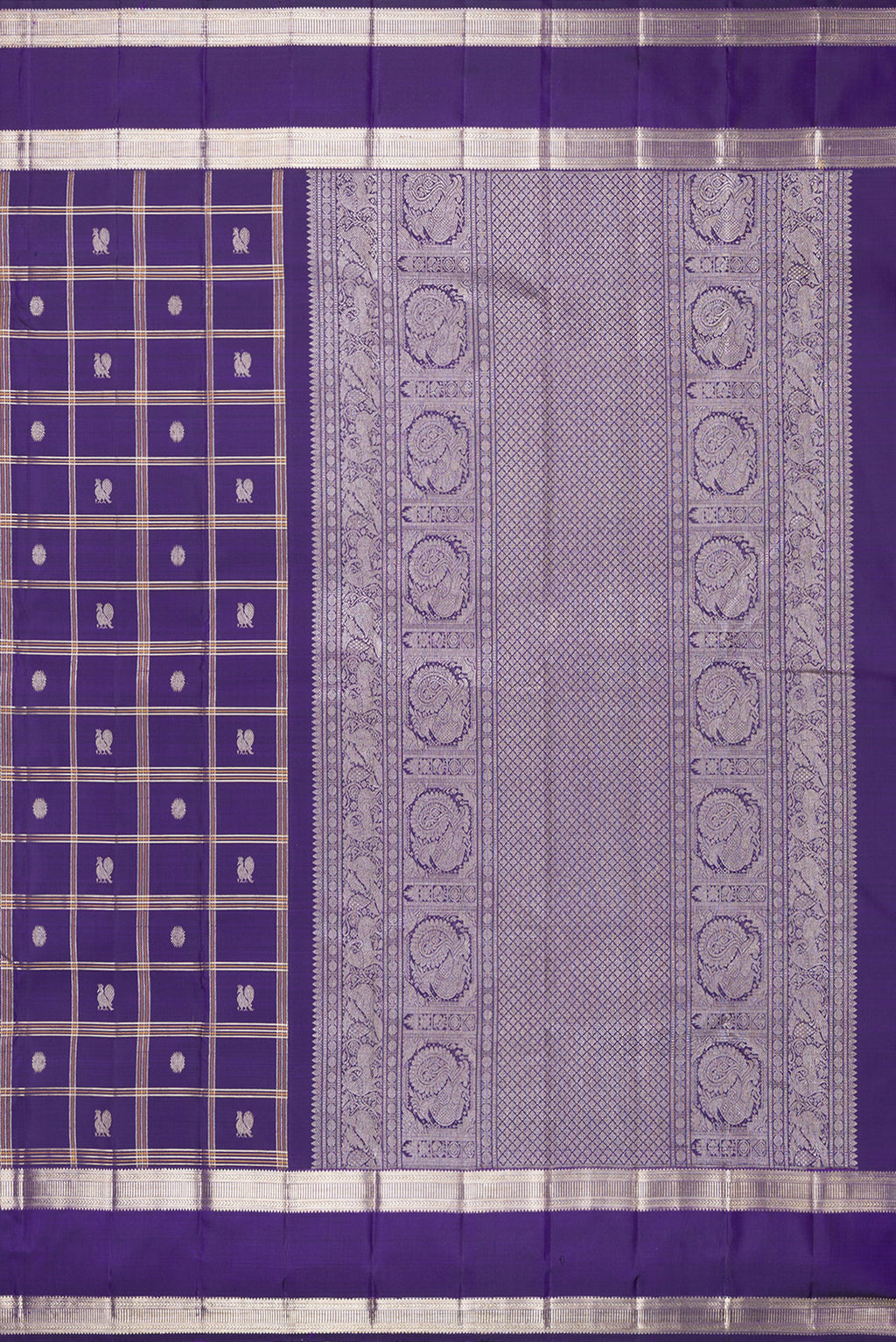 Close up image of the pallu of Pure Silk Violet Kanchipuram Saree with Checked design on the body and Zari Border. 