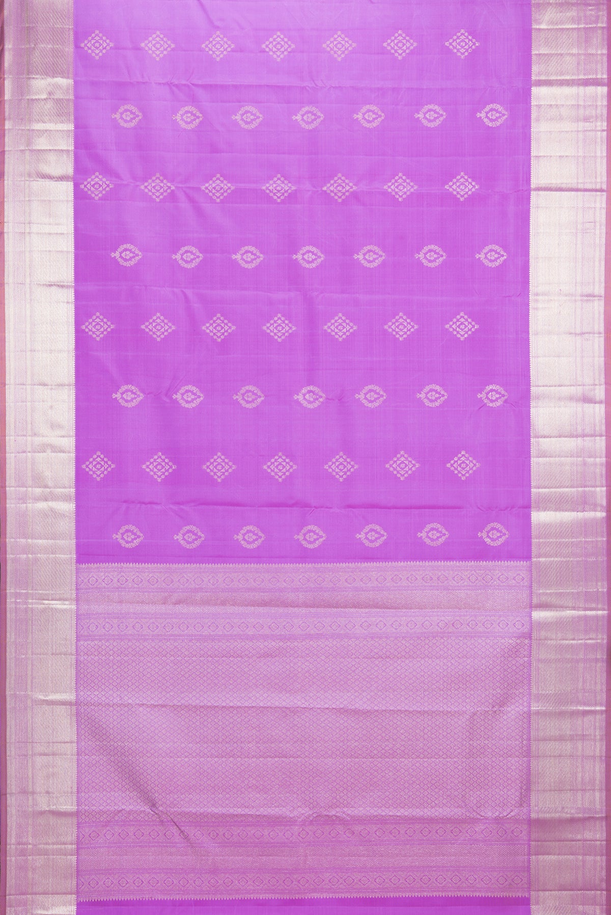 Flat view of Pure Silk Pink Dual Tone Kanjivaram Saree with Zari Butta on the body and Zari Border. 