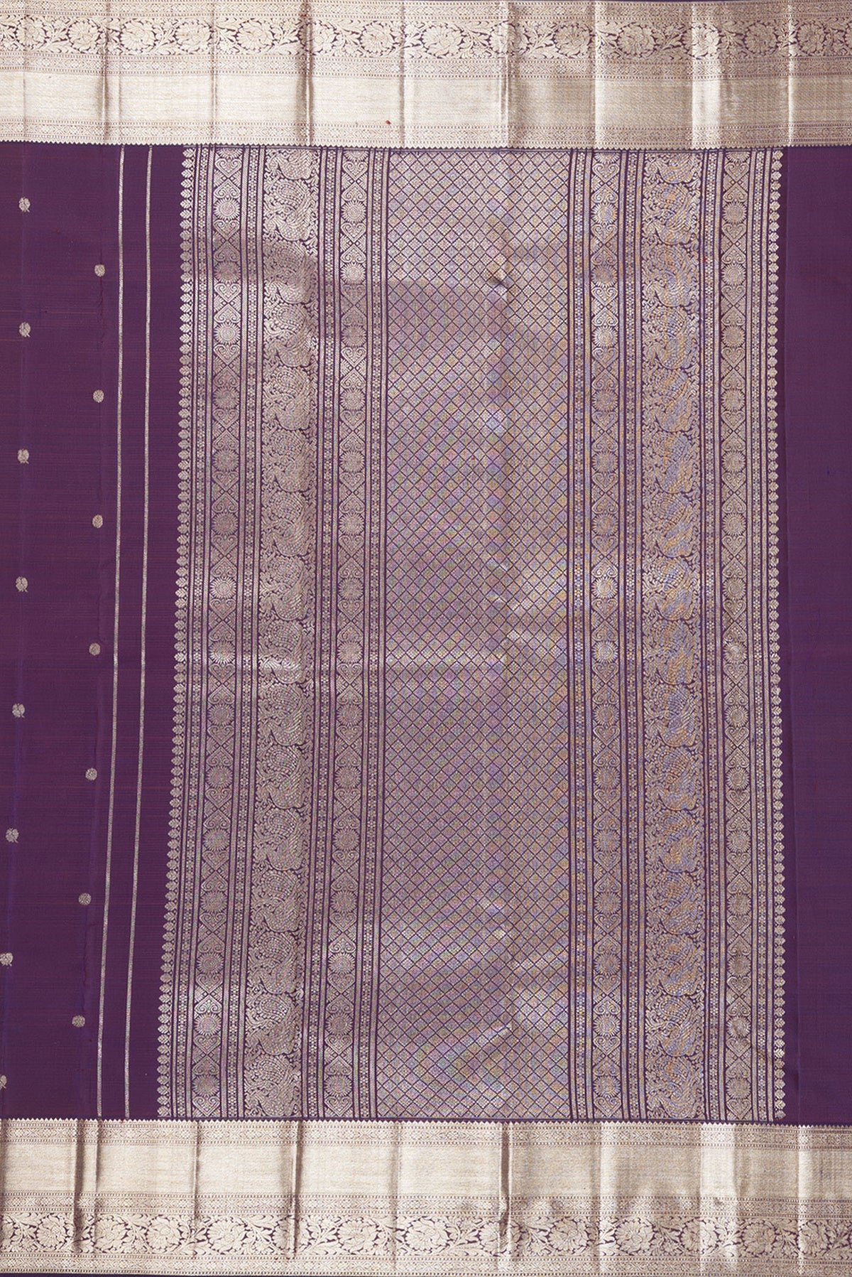 Close up image of the pallu of Pure Silk Burgundy Dual Tone Kanjivaram Saree with Zari Butta on the body and Zari Border. 